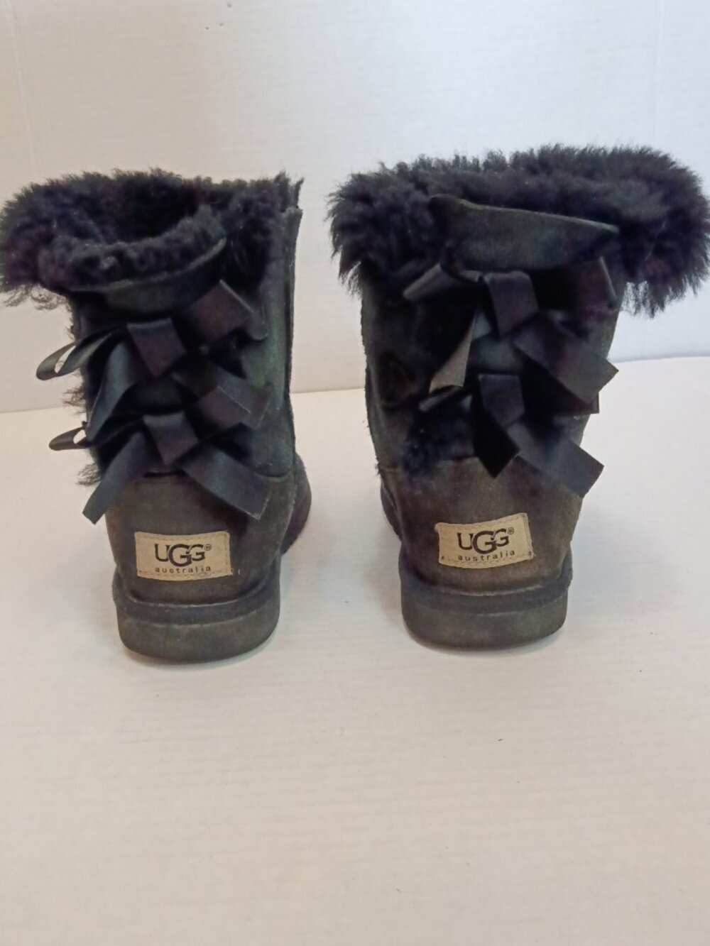 UGG Kids Bailey Bow II Black Suede Boots Youth Size 1 - Picture 5 of 9